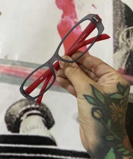 GOMA ALFILER GRIS CON ROJO