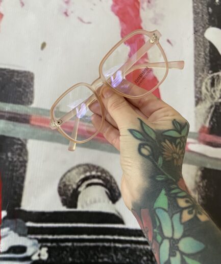 GB CUADRADO BEIGE OPACO 22010